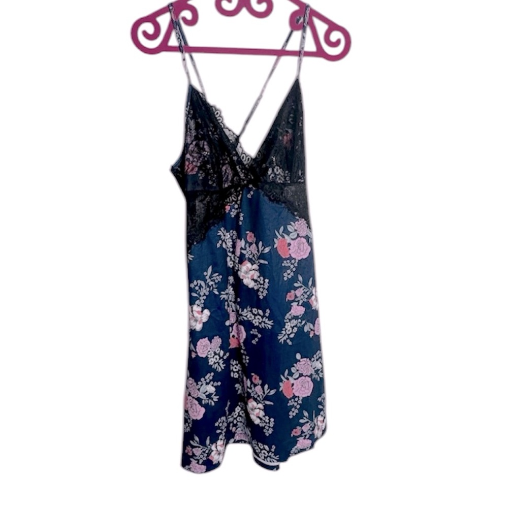 Cupshe Navy & Black Lace Floral Nightgown NWT large